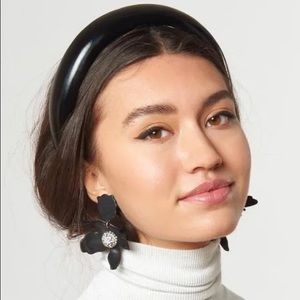 LELE SADOUGHI Black Glossy Padded Headband